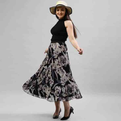 Women Black & Beige Printed Flared Midi Skirt